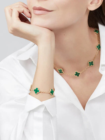 CLOVER | 10 Motive Green Necklace