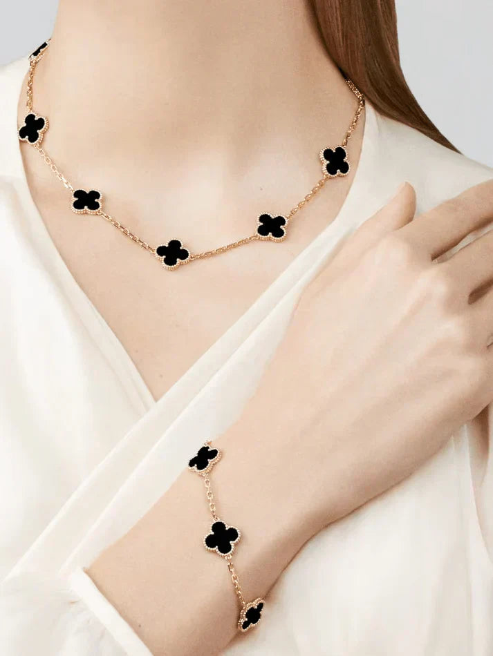 CLOVER | 10 Motive Black Necklace