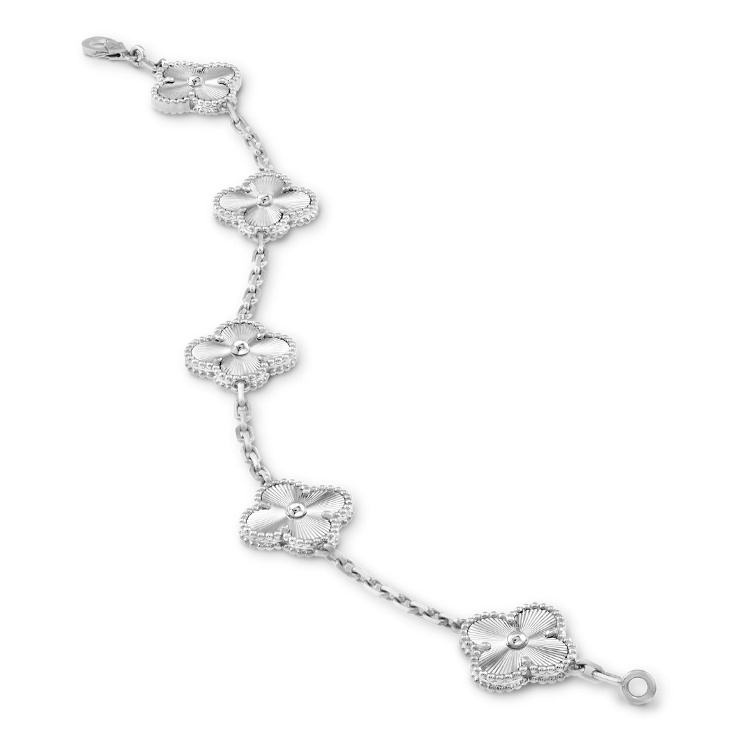 CLOVER | Silver Bracelet