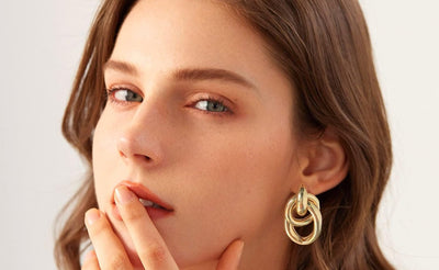 LOVE GEOMETRIC DROPLET EARRINGS