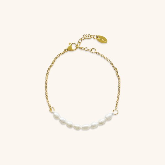 Selene Freshwater Pearl Bracelet