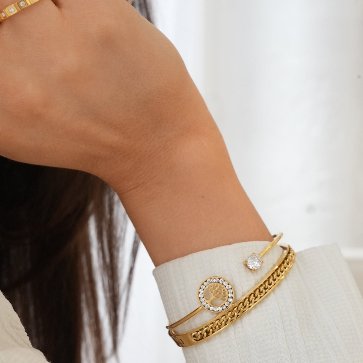 Curb Chain Bangle Bracelet  - Gold