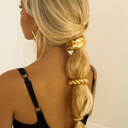 Twist Pony Cuff