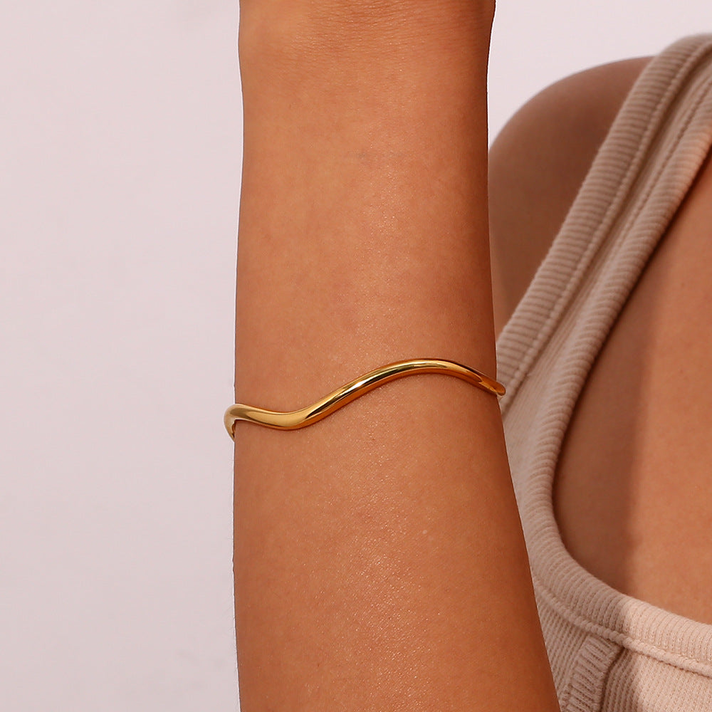 Lucinda Gold Bracelet