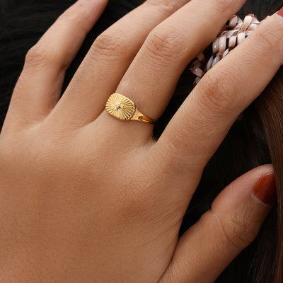 Aglaia Gold Ring