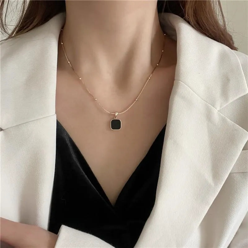 PENDENT | Black/Gold Necklace