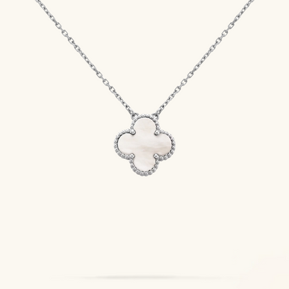 CLOVER | White/Silver Necklace