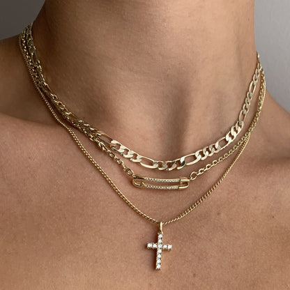 EXCLUSIV | Elegance Cross necklace