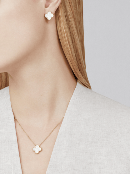 CLOVER | White/Gold Necklace